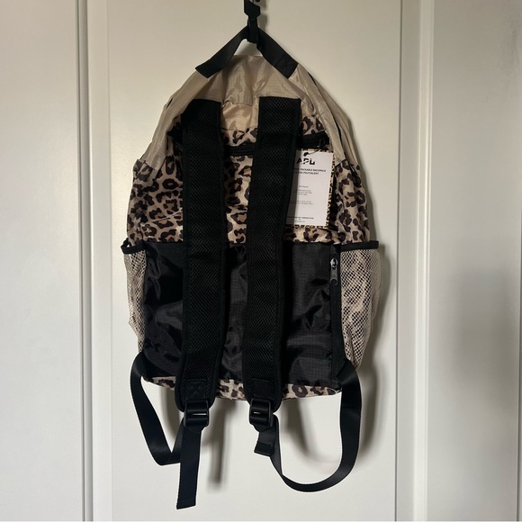 APL All Purpose Packable Backpack - Picture 3 of 4